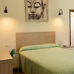 Casa de hóspedes Magec 2*
